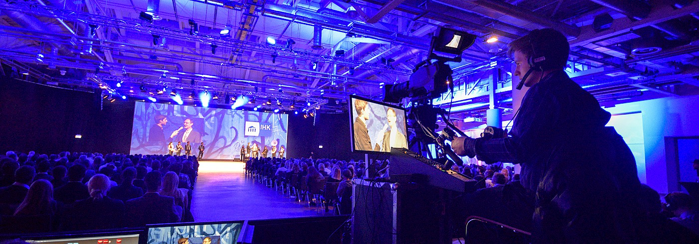 Kongresszentrum Karlsruhe - Gala mit Live-Kamera, Videowall und Großbildprojektion